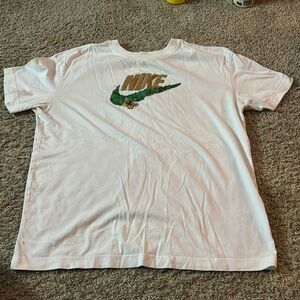 Nike Women’s Sportswear Tee